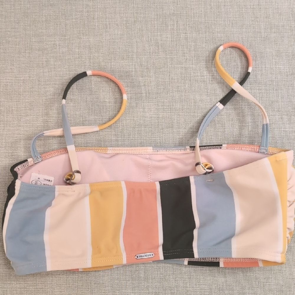 Hollister Multicolor Striped Bikini Top - Picture 2 of 5